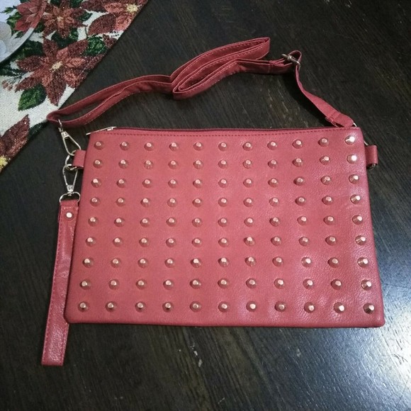 22Tote Handbags - New 22Tote Purse Studded Versatile Zip Closure Faux Leather Red Chic